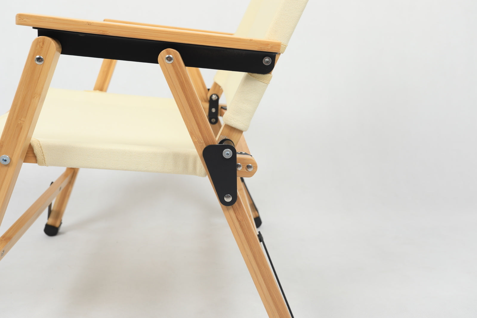 Bamboo Canvas Foldable Outdoor Chair - Khaki/Beige